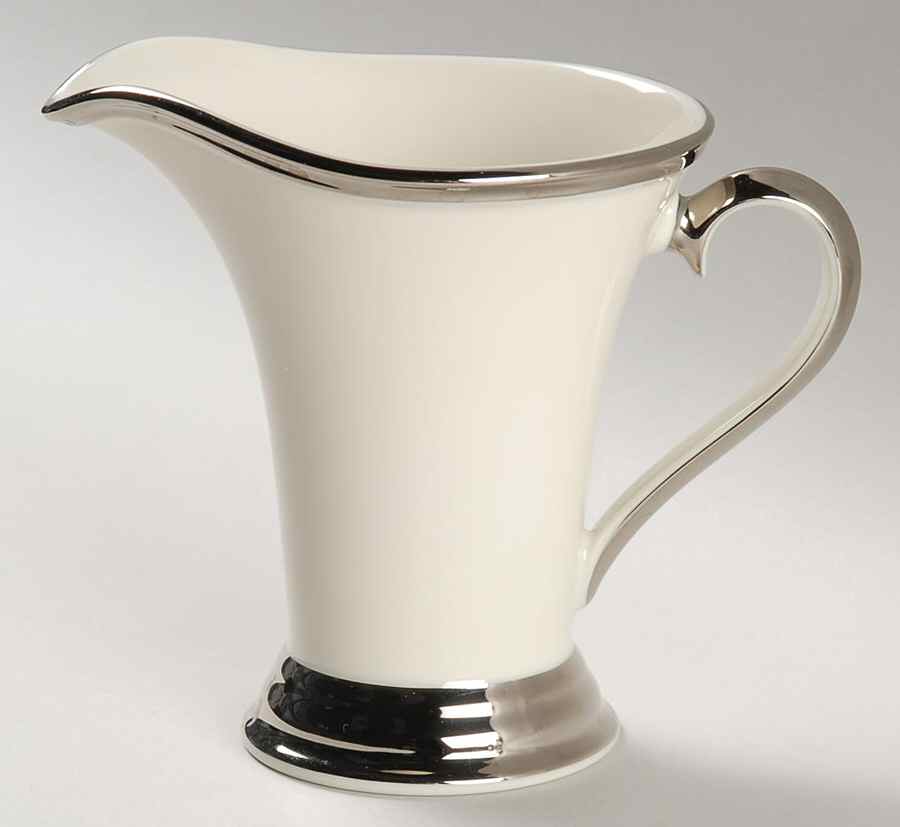 Solitaire Nouveau Creamer by Lenox-1