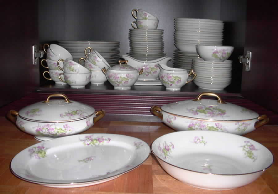 Lim204 Round Covered Vegetable by Limoges-French-1