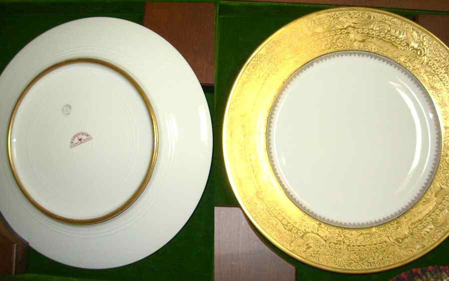 Leg49 Dinner Plate by F Legrand & Cie-1