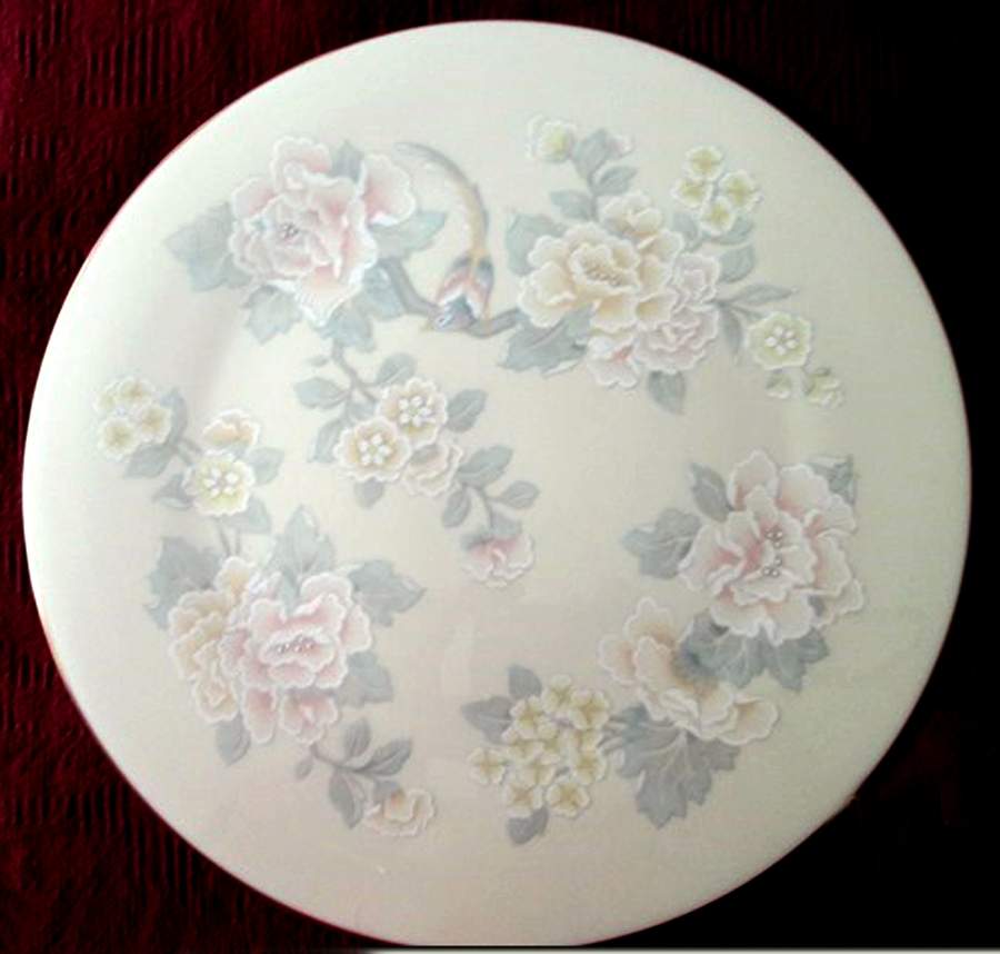 L72 Cake Plate by Lenox-1