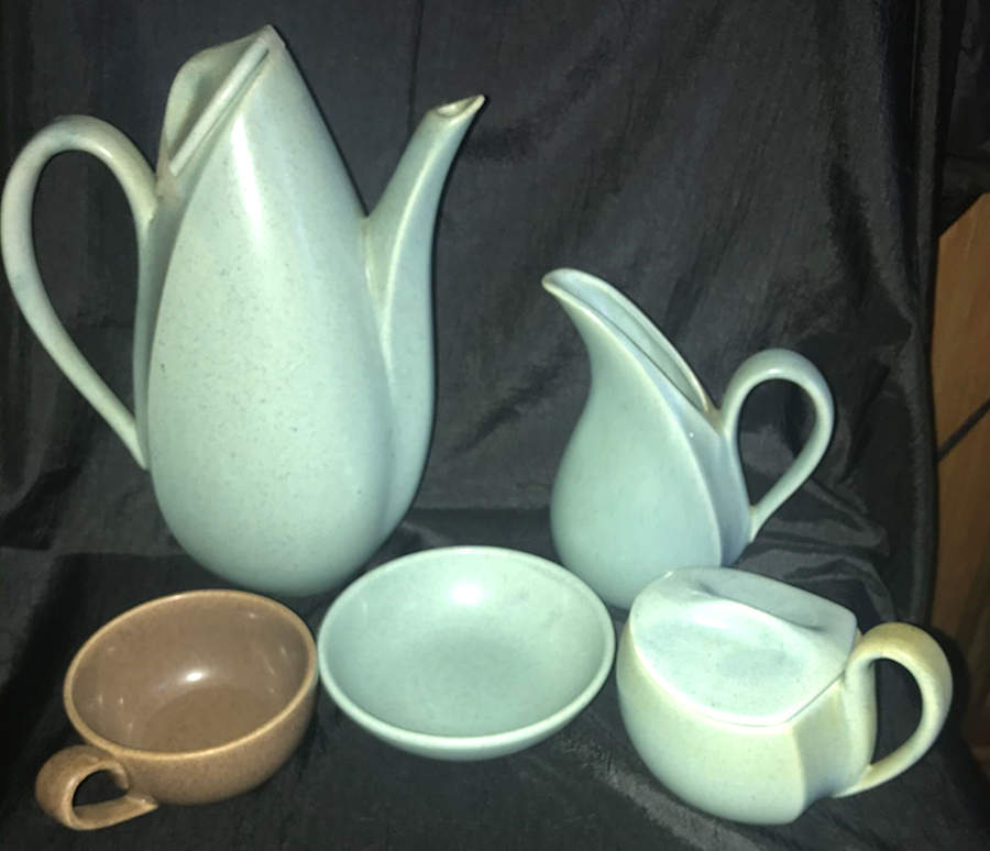 Seaside Turquoise Coffee Pot & Lid by Laurel (USA)-1