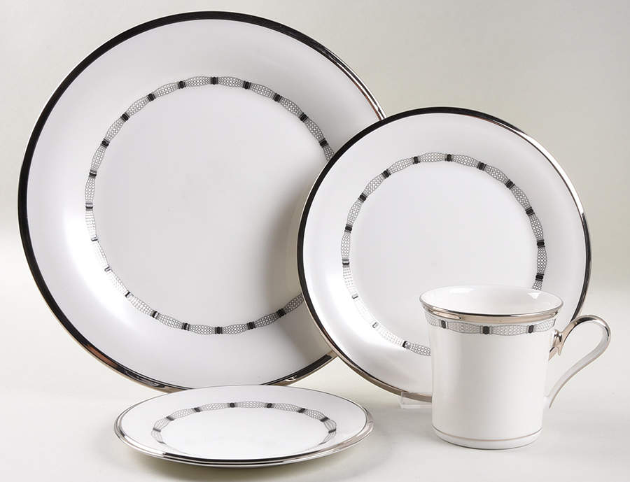 Soiree 4 Piece Place Setting by Lenox-1