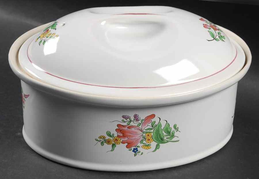 Old Strasbourg (Off White Background) 2 Quart Oval Covered Casserole by Luneville-1
