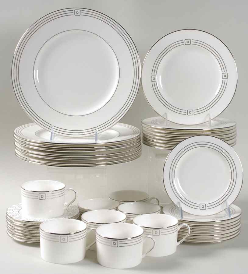 Mc Cormick Square 40 Piece Set by Lenox-1