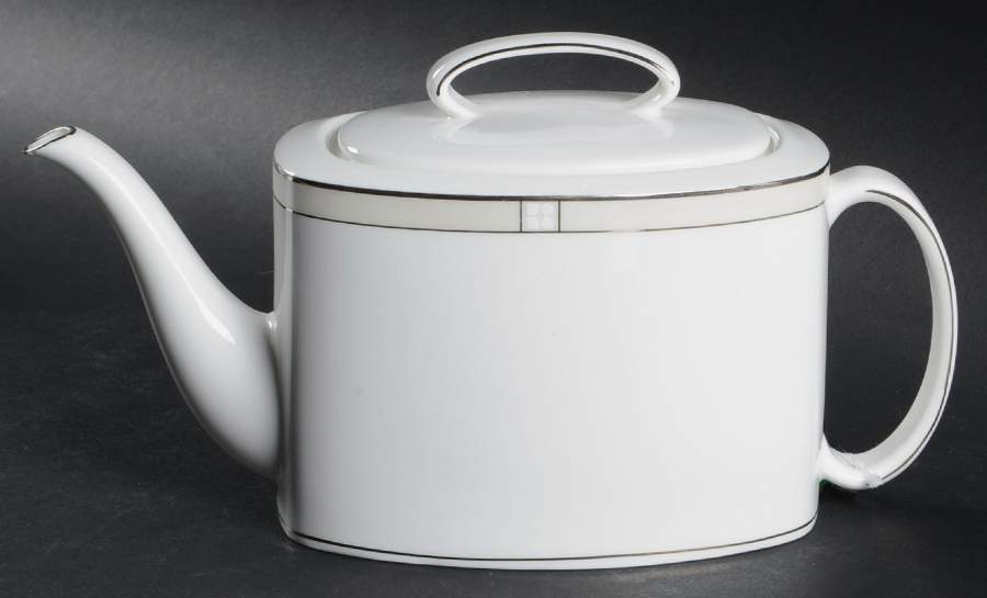Noel Alabaster Teapot & Lid by Lenox-1