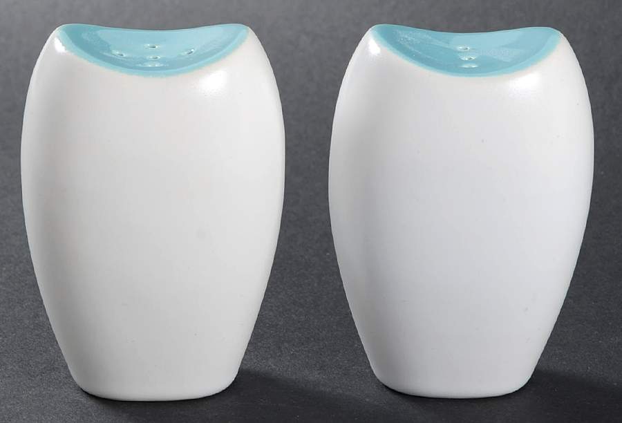 Summer Circle Aqua Salt & Pepper Set by Lenox-1