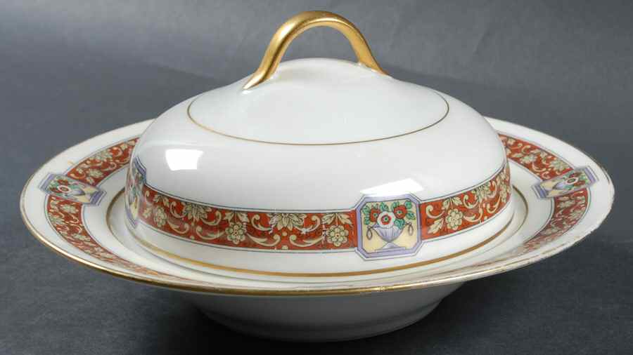 Lnt192 Round Covered Butter by Lanternier-1