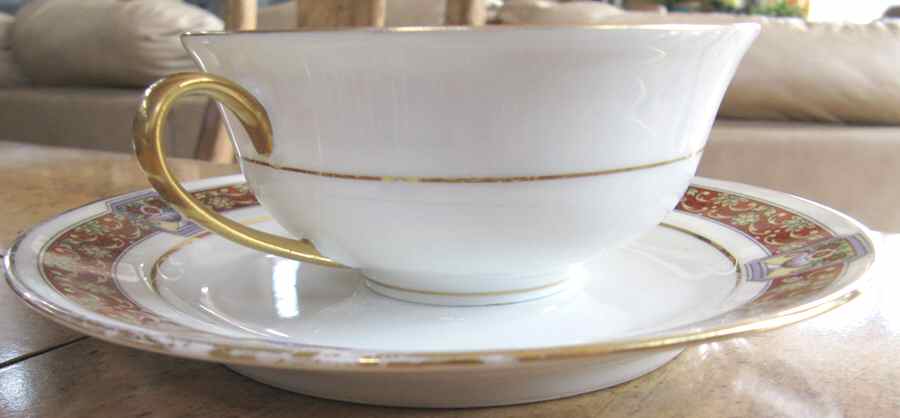 Lnt192 Flat Cup & Saucer Set by Lanternier-1