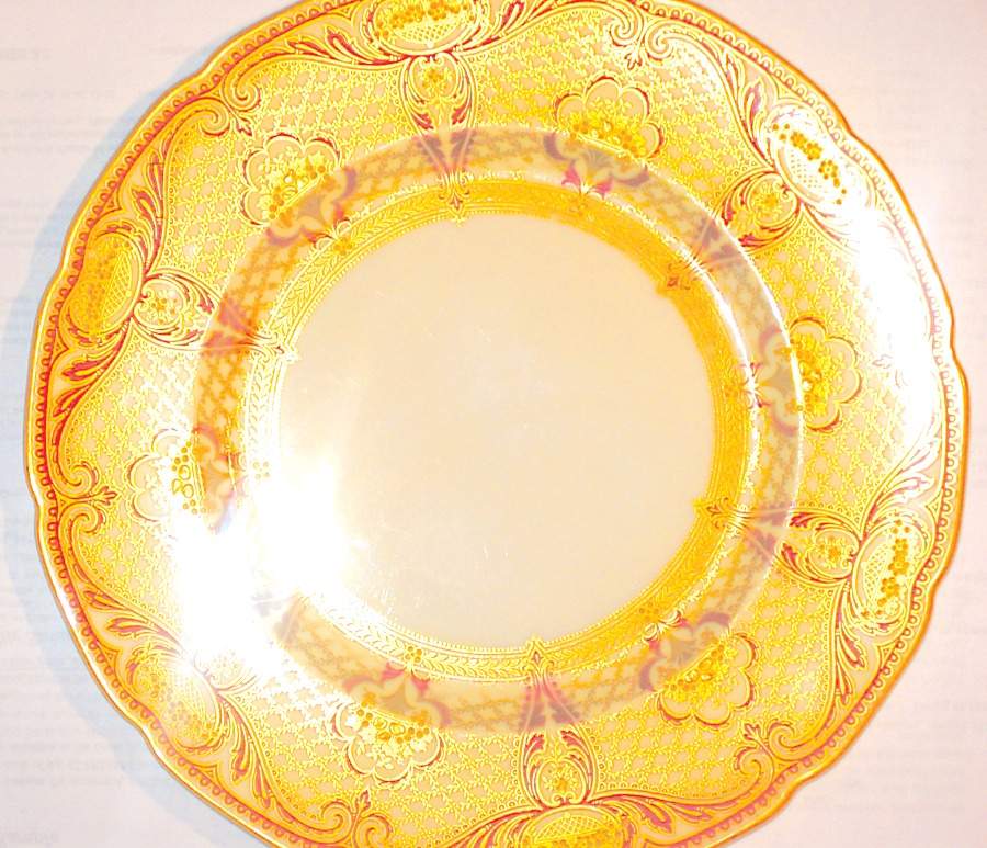 E420R Maroon (Scalloped) Dinner Plate by Lenox-1