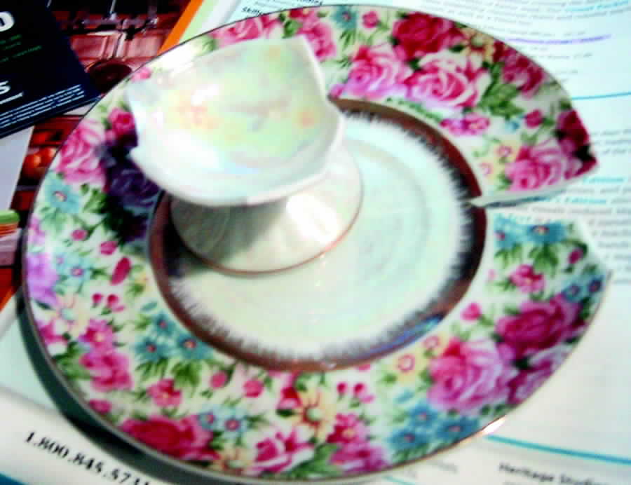 NE1424R Footed Cup & Saucer Set by Lefton-1