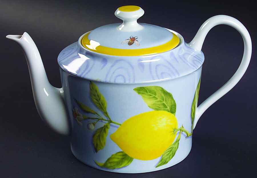 Alhambra Teapot & Lid by Laure Japy-1
