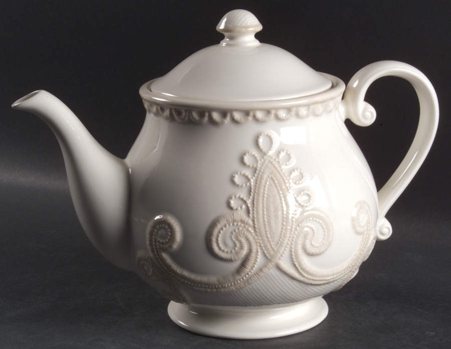 Linen Closet Accessories Teapot & Lid by Lenox-1