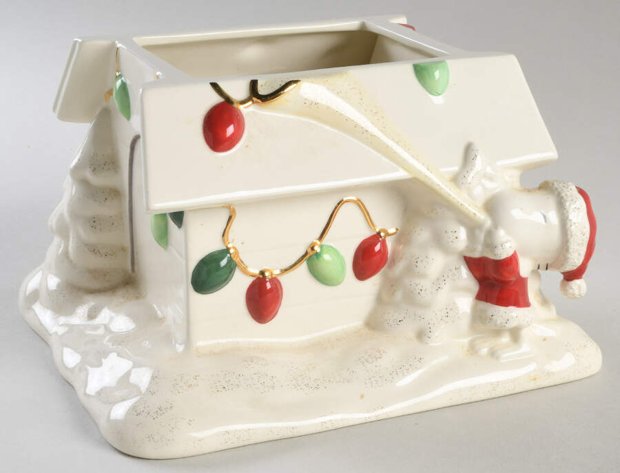 Snoopy's Christmas Cookie Jar No Lid by Lenox-1