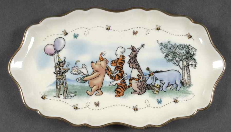 Classic Pooh Candy Tray by Lenox-1