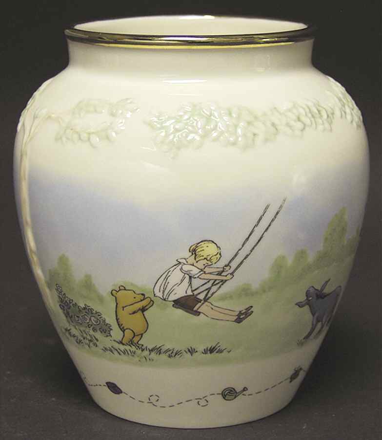 Classic Pooh 6" Vase by Lenox-1
