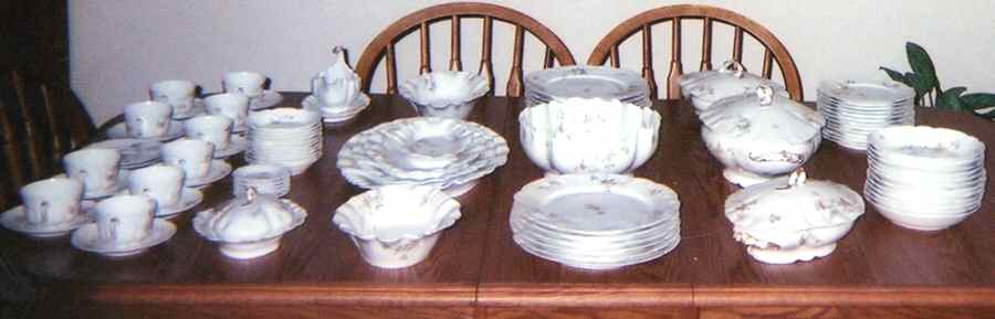 LNT206 Oval Covered Vegetable by Lanternier-1