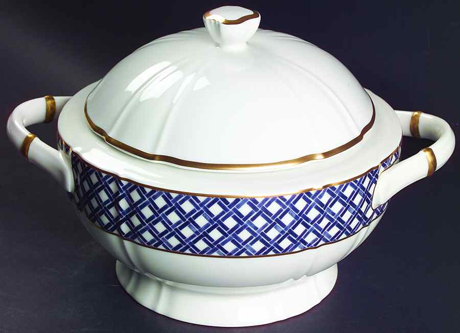Lattice 2 Qt Round Covered Casserole by Ralph Lauren China-1