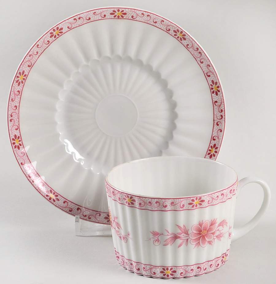 Fougere Indienne Red Flat Cup & Saucer Set by Lanternier-1