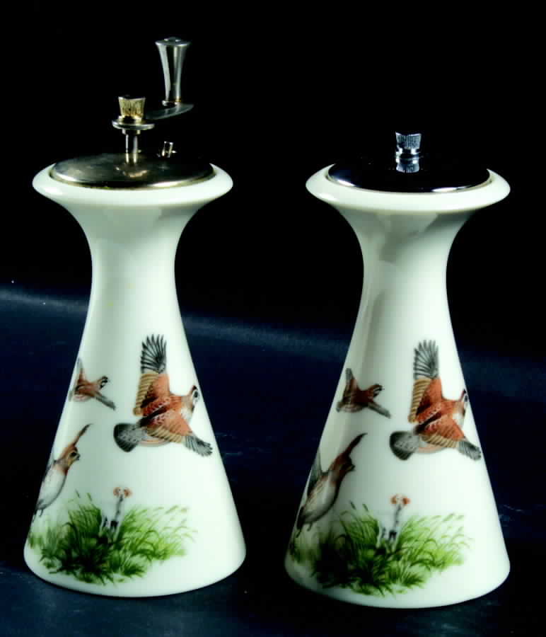Giftware Salt Mill & Pepper Mill Set (SALMM2 & PEMM2) by Lenox-1