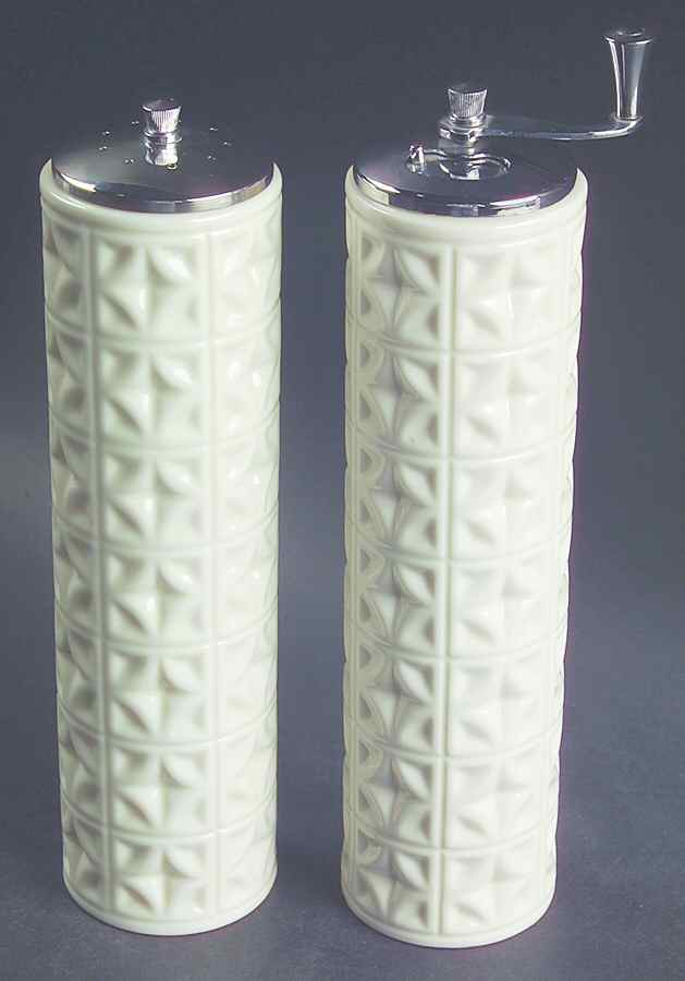 Horizon Collection Platinum Salt Mill & Pepper Mill Set by Lenox-1