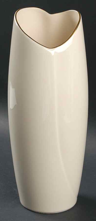 Keepsake Collection 11" Vase by Lenox-1