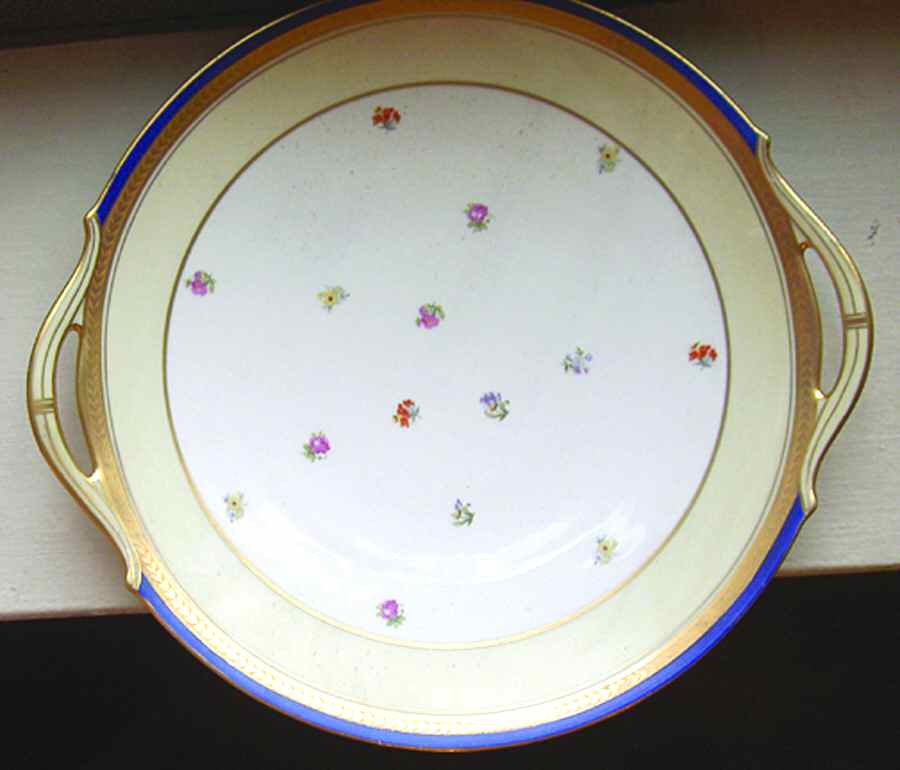 LIM252 Handled Cake Plate by Limoges-French-1