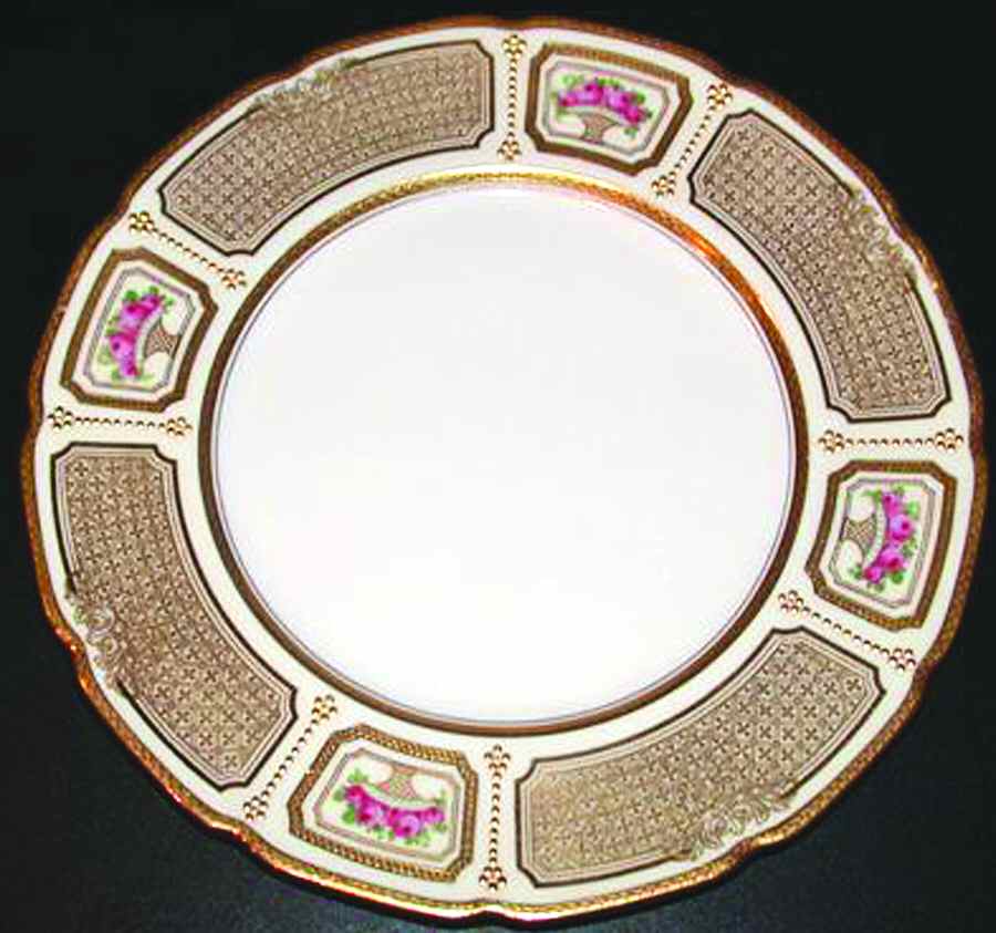 H44B (Scalloped) Dinner Plate by Lenox-1