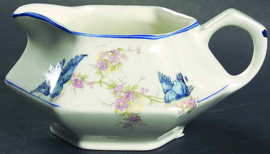 LIA93 Creamer by Limoges-American-1