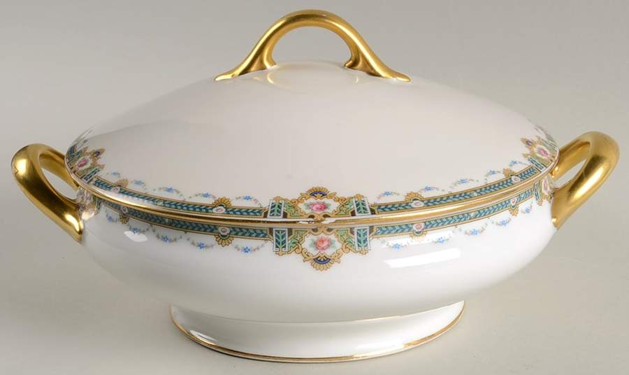 LEG62 Round Covered Vegetable by F Legrand & Cie-1