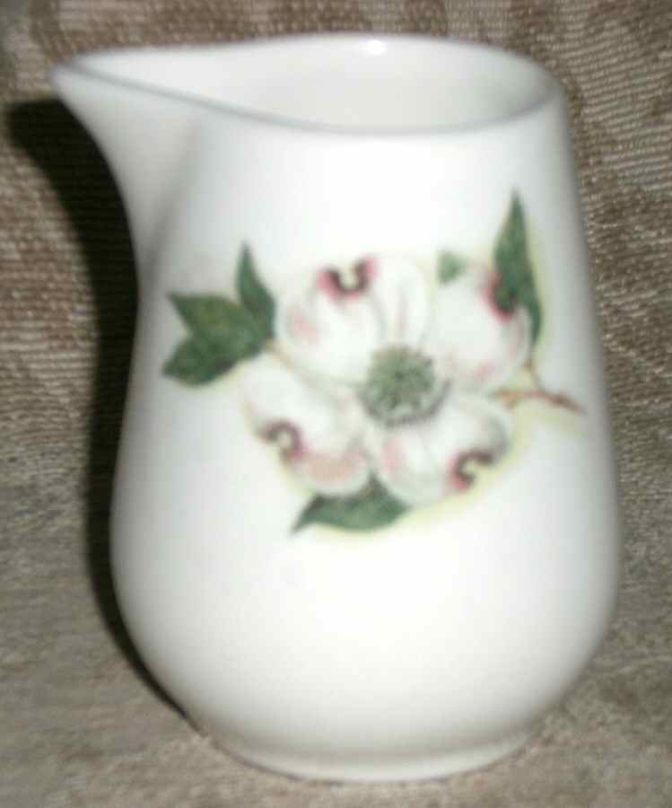 Dogwood (No Trim) Creamer by Lamberton-1