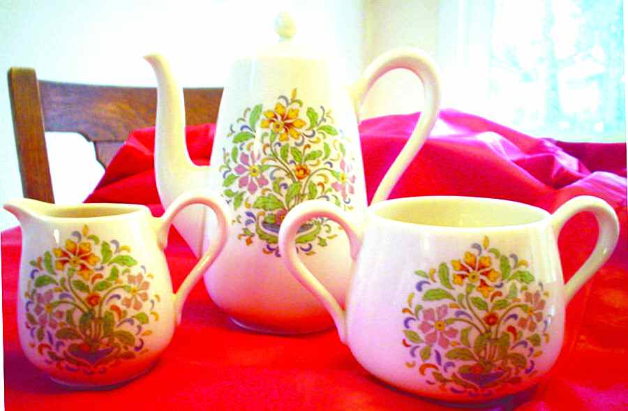 R328 Individual Coffee Pot & Lid by Lenox-1
