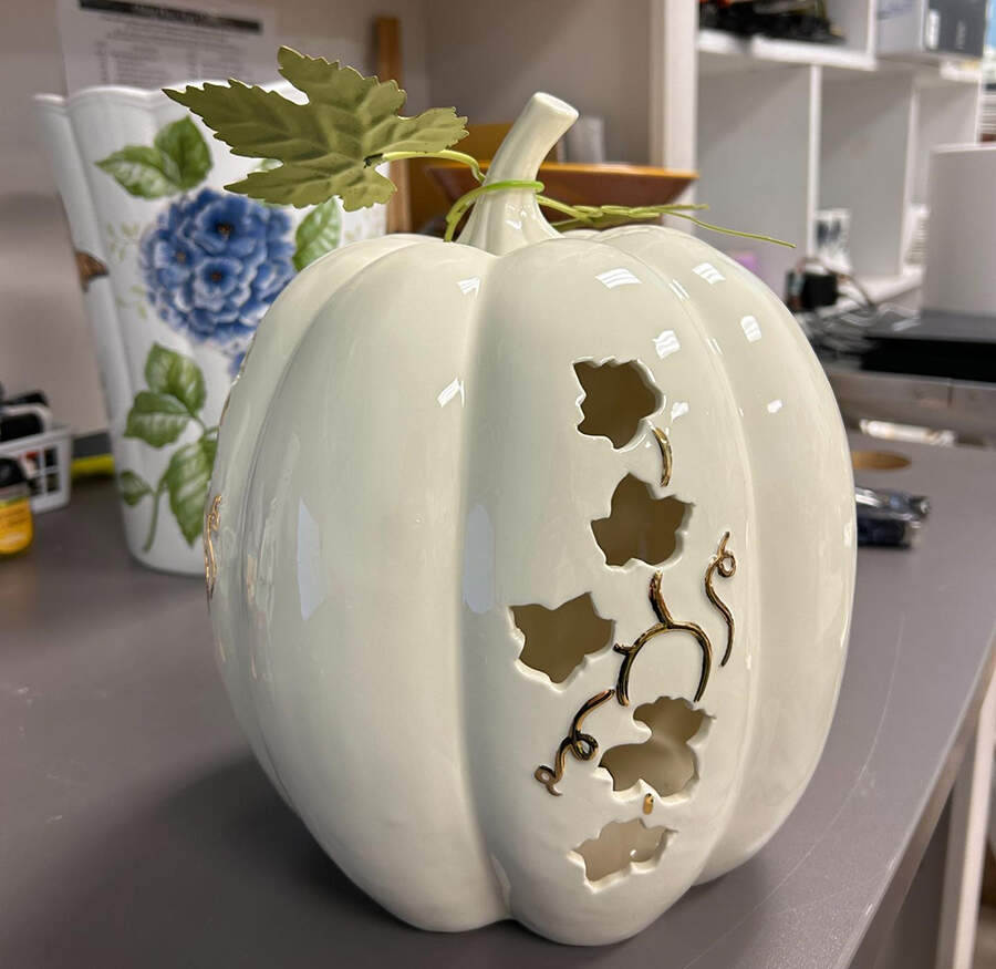 Pumpkin Collection Battery Lighted Pumpkin Figurine by Lenox-1