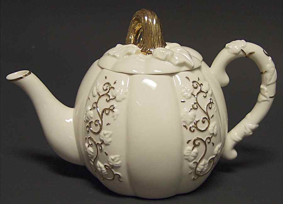 Pumpkin Collection Teapot & Lid by Lenox-1