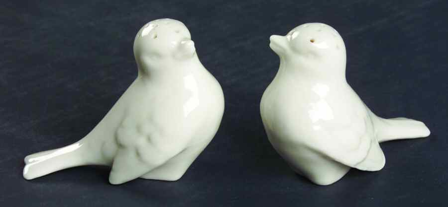 Bird Collection Cream Salt & Pepper Set by Lenox-1