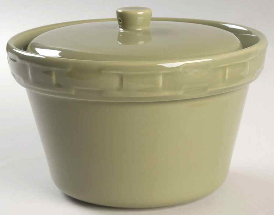 Woven Traditions Sage 1 Qt Round Covered Casserole by Longaberger-1
