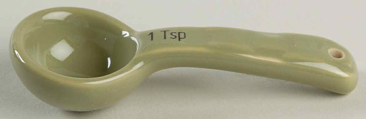 Woven Traditions Sage 1 Teaspoon Ceramic Measuring Spoon by Longaberger-1