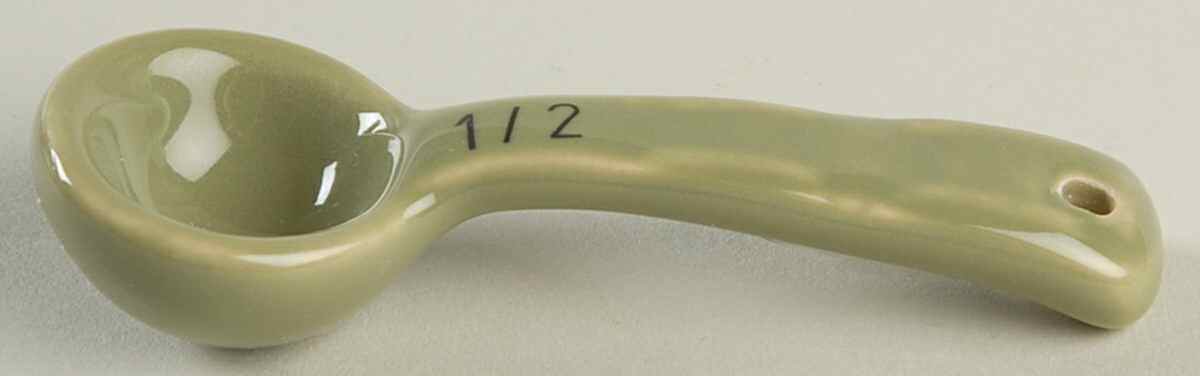 Woven Traditions Sage 1/2 Teaspoon Ceramic Measuring Spoon by Longaberger-1