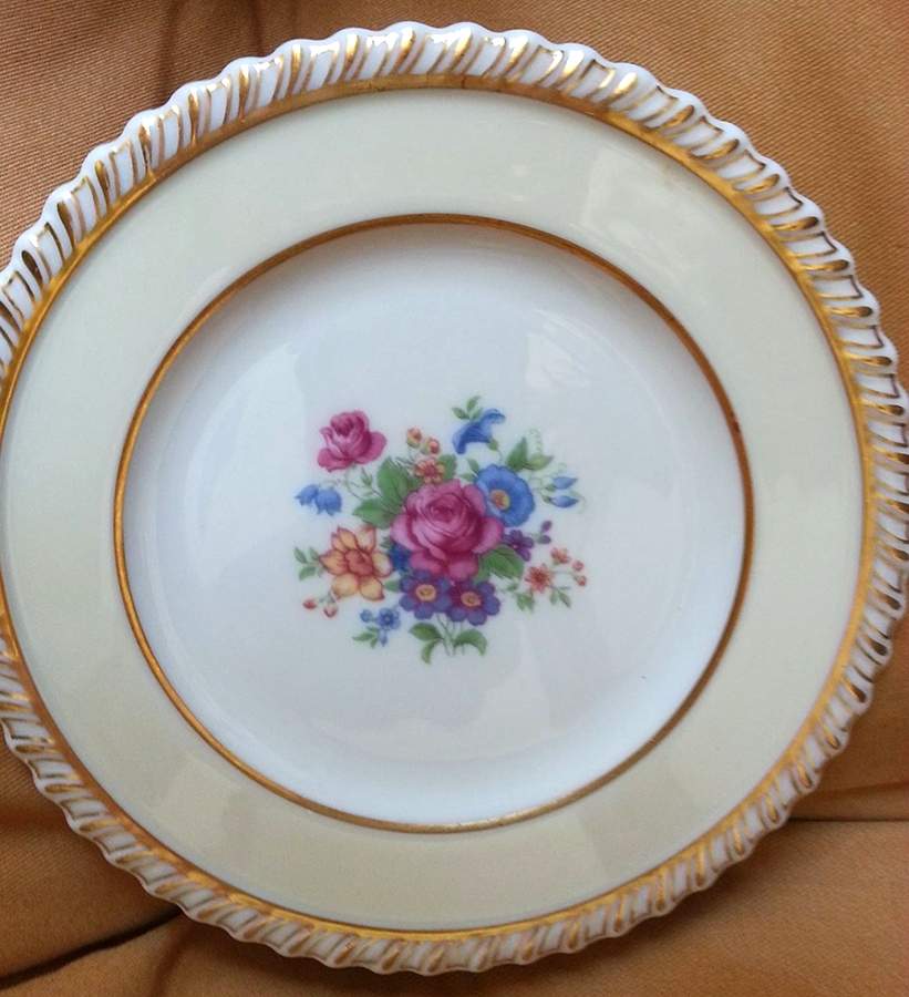 J330A Bread & Butter Plate by Lenox-1