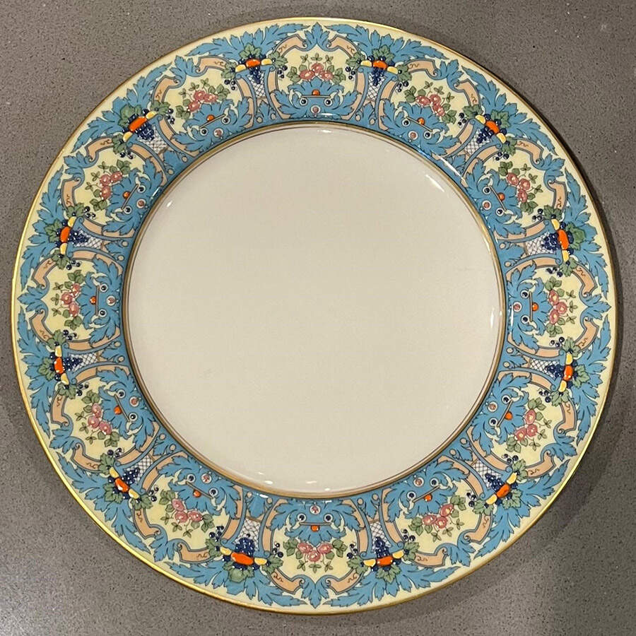 A301-1 (Smooth) Dinner Plate by Lenox-1