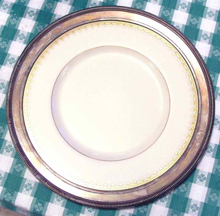 Alden (Green, No Cream Rim) Sterling Rim Dinner Plate by Lenox-1
