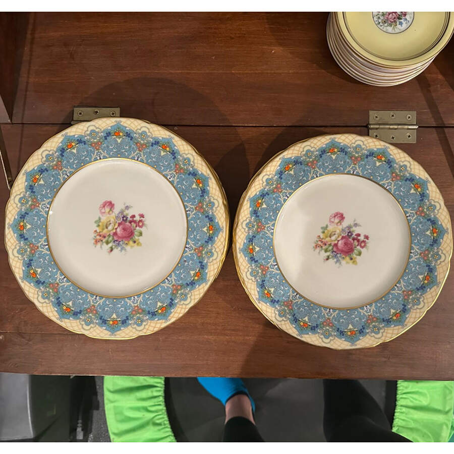 J446 (Scalloped) Dinner Plate by Lenox-1