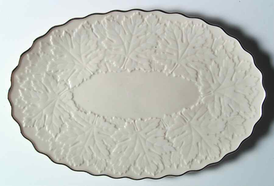 Maple Leaf Collection (Platinum Trim) 13" Oval Serving Platter by Lenox-1