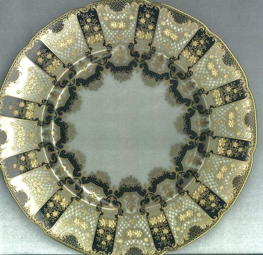 F352Z Black (Scalloped) Dinner Plate by Lenox-1