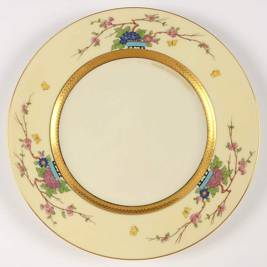 D307A (Smooth) Dinner Plate by Lenox-1