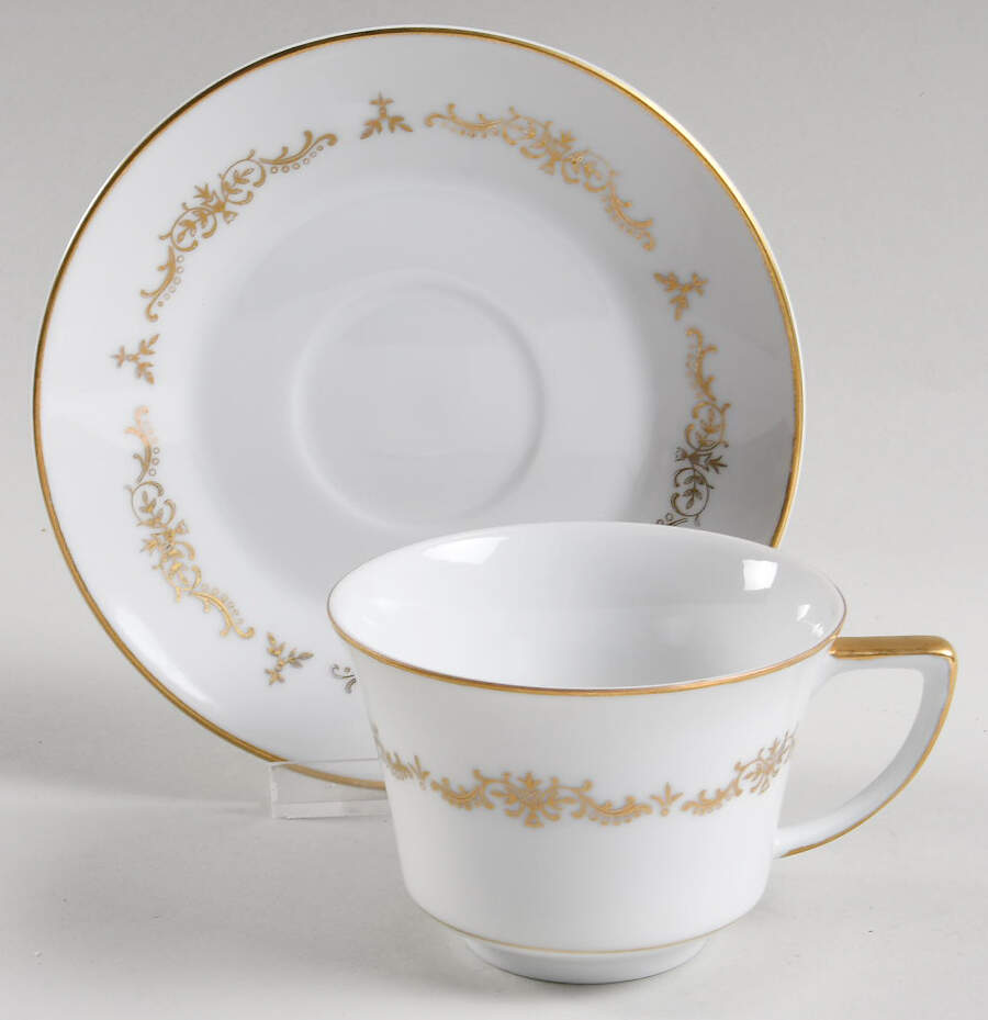Valencia Footed Cup & Saucer Set by Linden-1