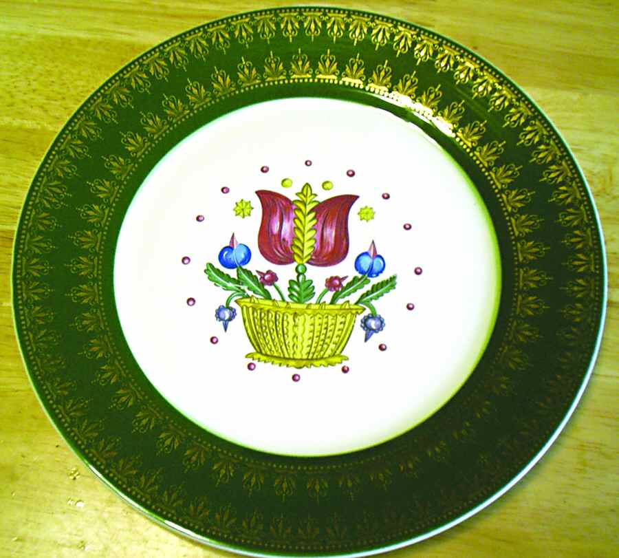 Dutch Tulip Dinner Plate by Limoges-American-1