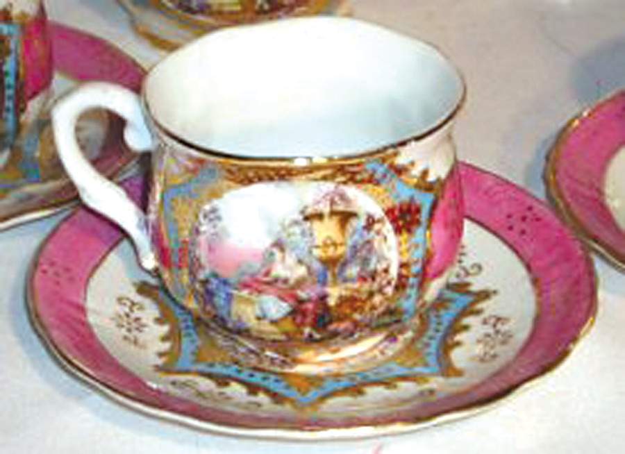 CX946 Flat Cup & Saucer Set by China (Made in China)-1