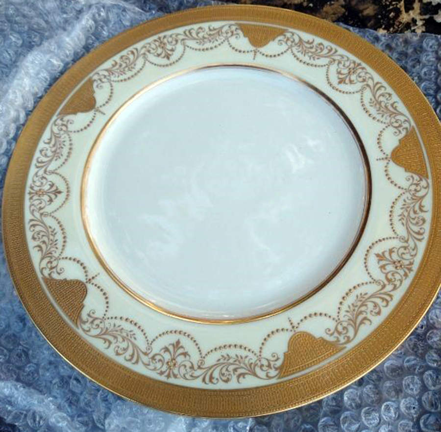 L71D Ivory Rim Service Plate (Charger) by Lenox-1