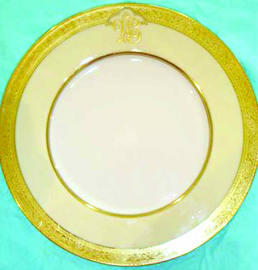 Westchester Ivory Dinner Plate by Lenox-1