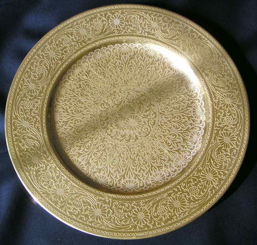 G35 Gold Dinner Plate by Lenox-1